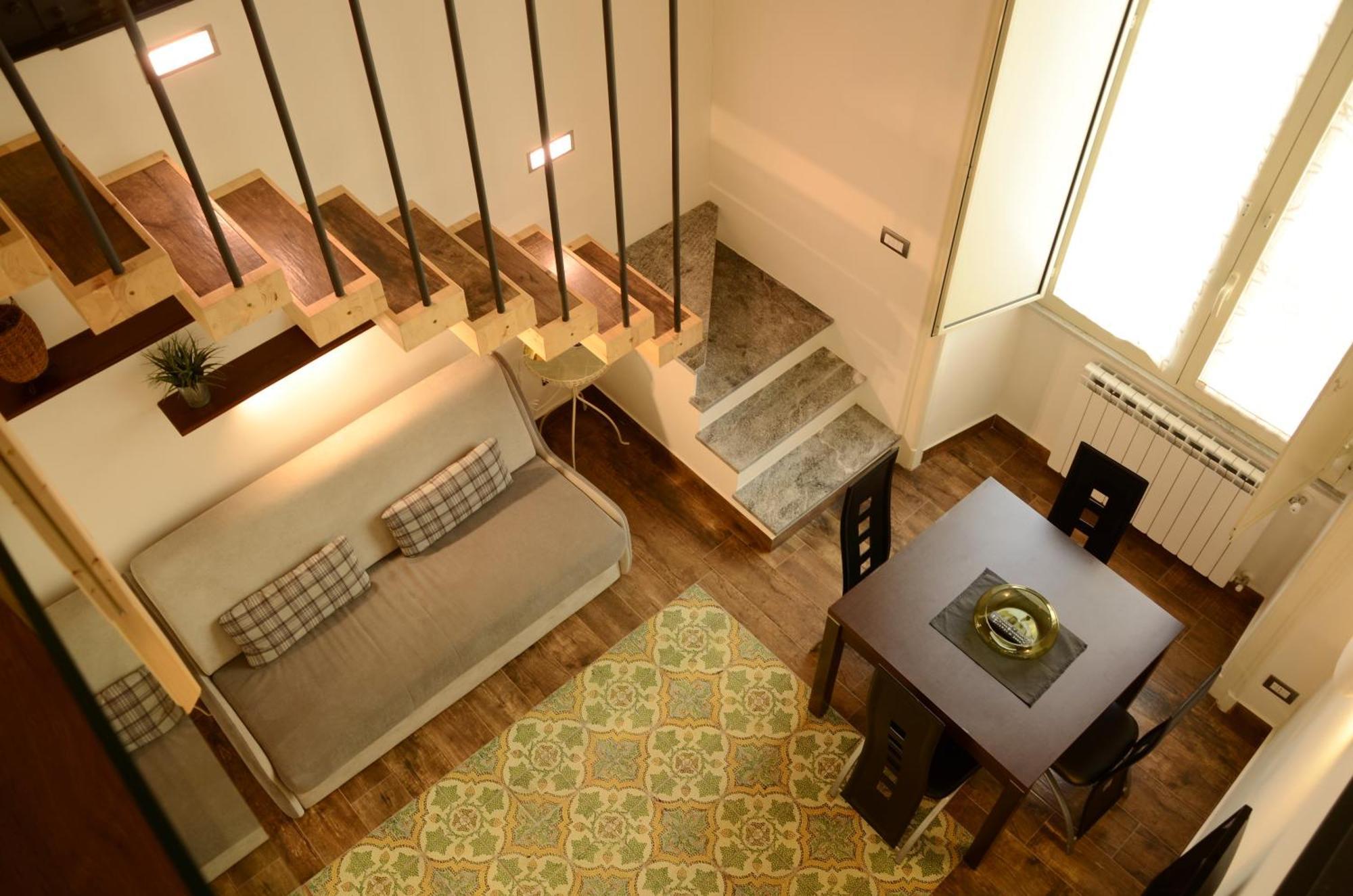 Отель Casa Cesira Incentro Неаполь Экстерьер фото