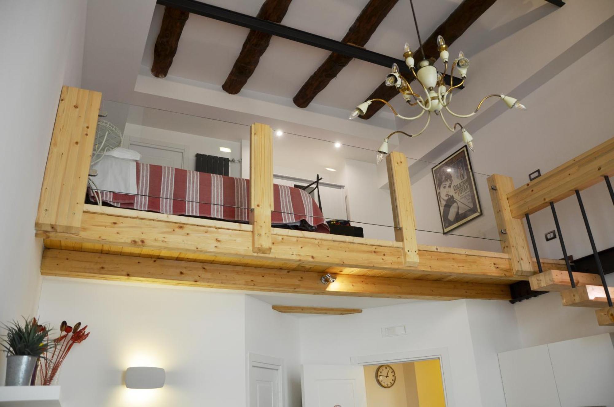 Отель Casa Cesira Incentro Неаполь Экстерьер фото
