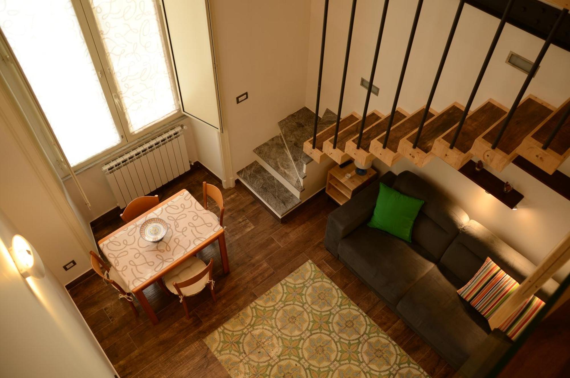 Отель Casa Cesira Incentro Неаполь Экстерьер фото